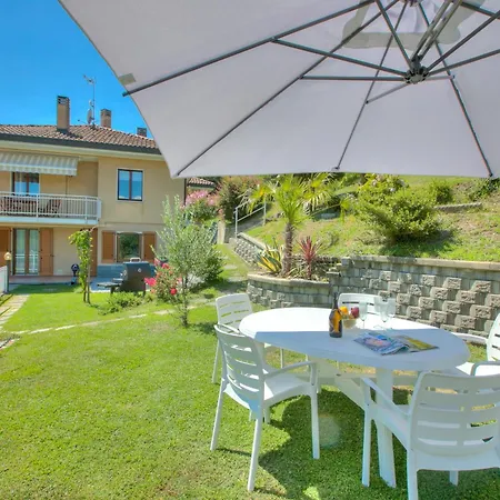 A Due Passi Dal Bosco: Hillside Apartment With Garden&Bbq - Happy Rentals Apartment