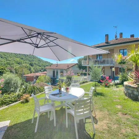 Apartment A Due Passi Dal Bosco: Hillside Apartment With Garden&Bbq - Happy Rentals *