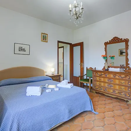A Due Passi Dal Bosco: Hillside Apartment With Garden&Bbq - Happy Rentals Apartment Laveno-Mombello