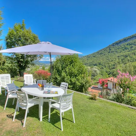 Apartment A Due Passi Dal Bosco: Hillside Apartment With Garden&Bbq - Happy Rentals Laveno-Mombello