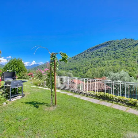 A Due Passi Dal Bosco: Hillside Apartment With Garden&Bbq - Happy Rentals *