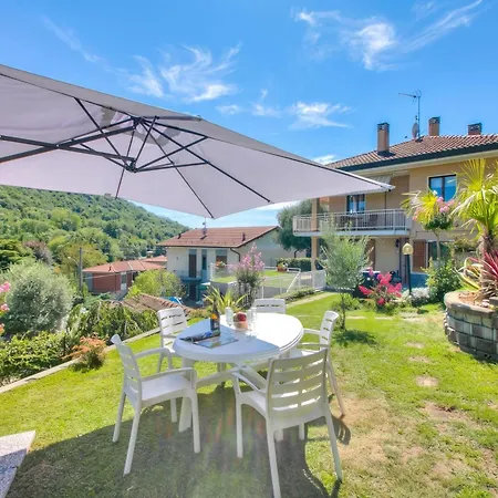 A Due Passi Dal Bosco: Hillside With Garden&bbq - Happy * Laveno-Mombello