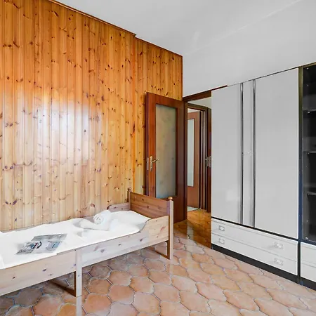 A Due Passi Dal Bosco: Hillside With Garden&bbq - Happy Laveno-Mombello