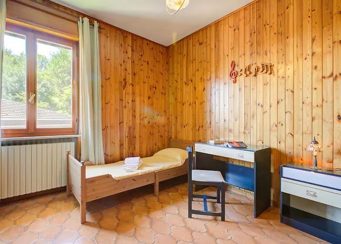 Apartament A Due Passi Dal Bosco - Happy