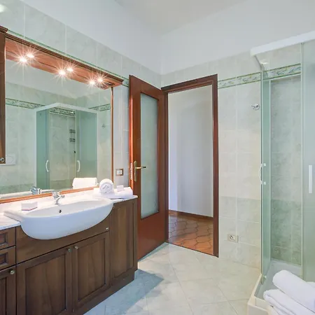 Apartment A Due Passi Dal Bosco - Happy Sangiano